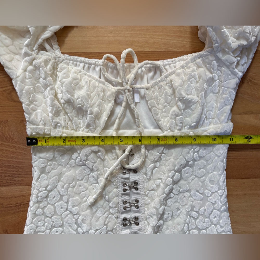 Princess Polly Cream Bodycon Dress with Bishop Sleeves - Picture 5 of 6